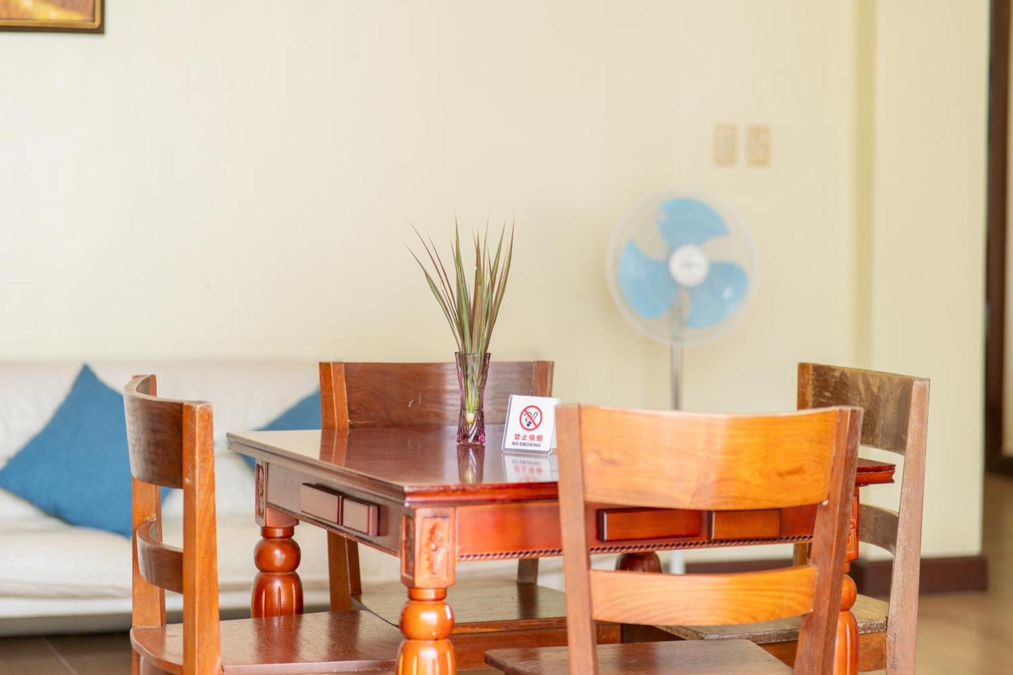 Costa Palawan Resort Puerto Princesa Bagian luar foto